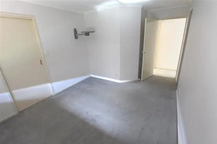 Fifth view of Homely house listing, 27 Yeovil Circuit, Craigmore SA 5114