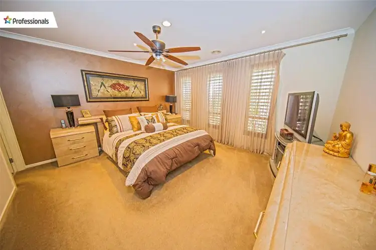 Seventh view of Homely house listing, 8 Faircroft Drive, Brookfield VIC 3338