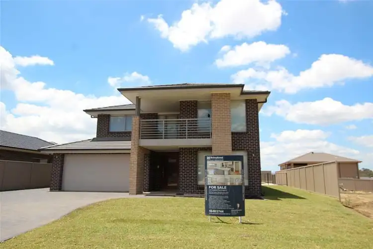 8 Ellen Ridge, Harrington Park NSW 2567