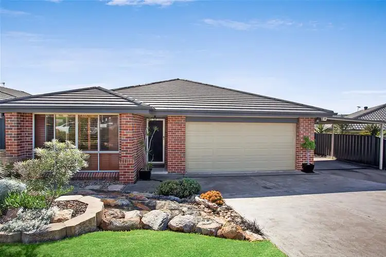 28 Ripon Way, Macquarie Hills NSW 2285