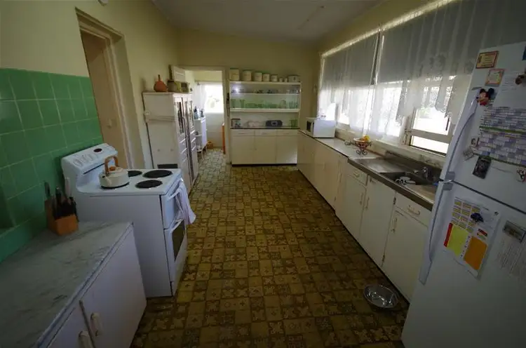 Fifth view of Homely house listing, 1 Thomas Street, Edithburgh SA 5583