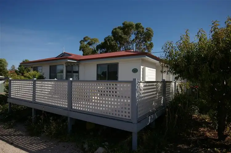 4 Beach Road, Hardwicke Bay SA 5575