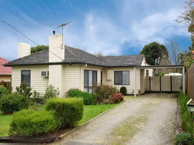 4 Neville Street, Ringwood VIC 3134