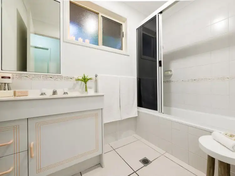 Fifth view of Homely apartment listing, 4/9 Robin Street, Slade Point QLD 4740