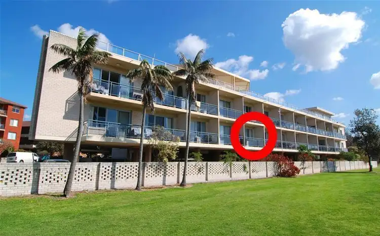 Second view of Homely unit listing, 12/98 Dee Why Parade, Dee Why NSW 2099