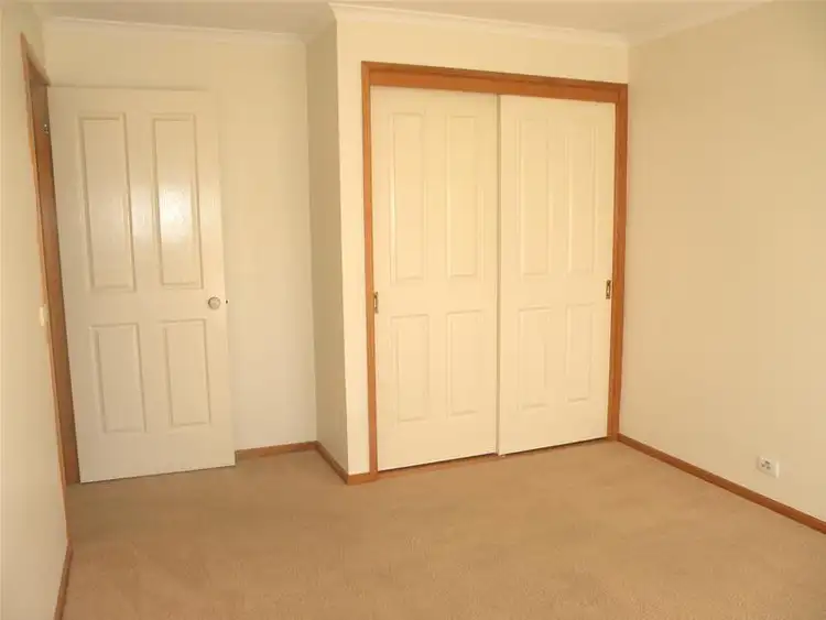 Sixth view of Homely house listing, 6 Redleaf Close, Lara VIC 3212