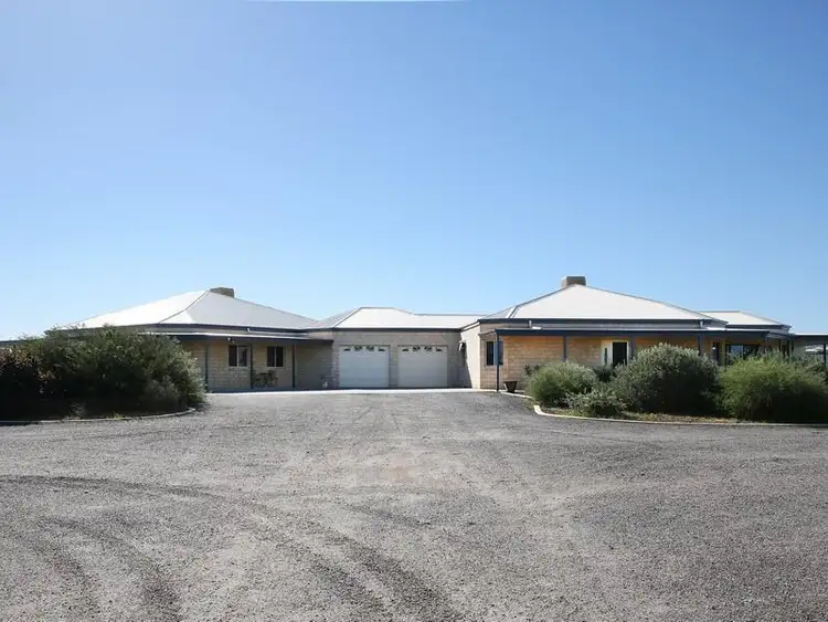 29 Cooper Street, Waggrakine WA 6530