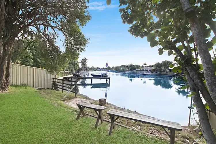 41 Mainsail Street, Currumbin Waters QLD 4223