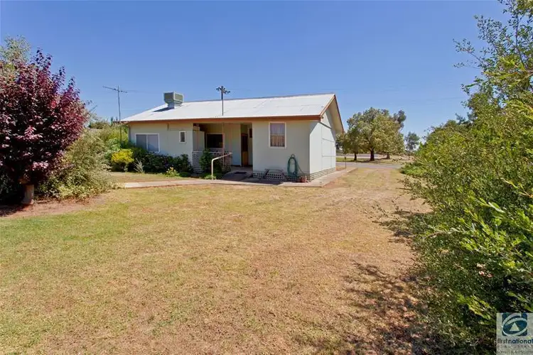 1 Douglas Street, Culcairn NSW 2660