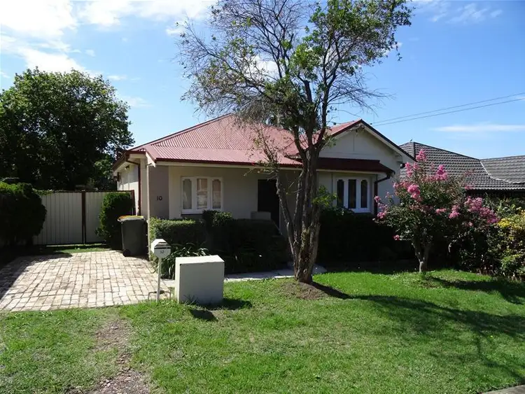 10 Franklin Street, Mays Hill NSW 2145