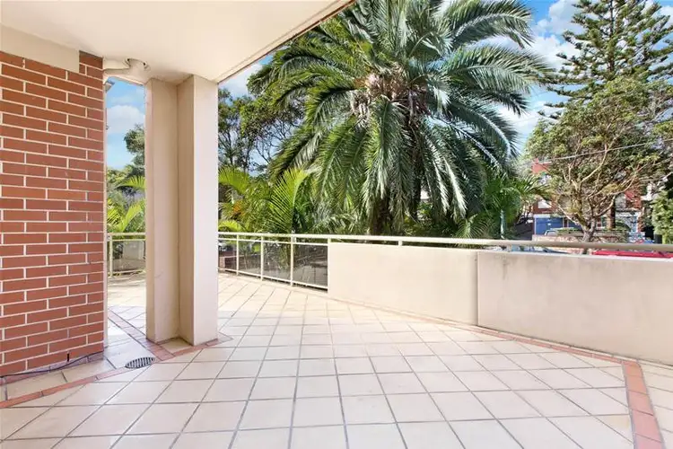 Main view of Homely unit listing, 1/106 Pacific Parade, Dee Why NSW 2099