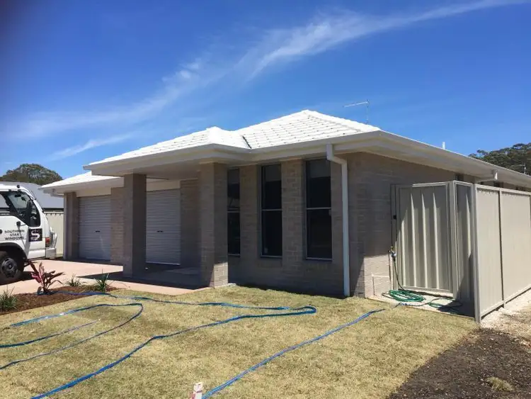 10 Broadwater Street, Sandy Beach NSW 2456