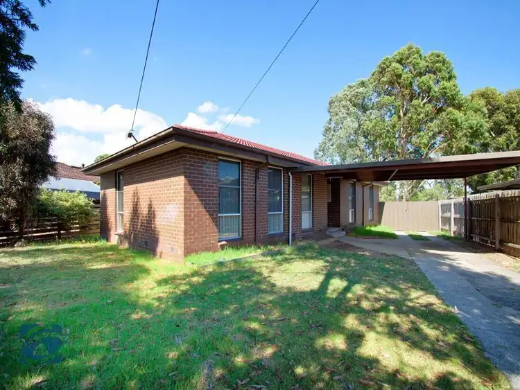 6 Village Drive, Hampton Park VIC 3976