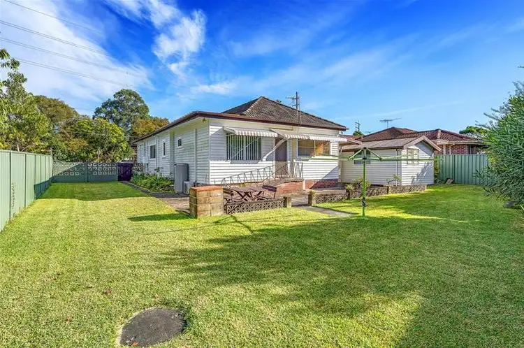 21 Cook Street, Forestville NSW 2087