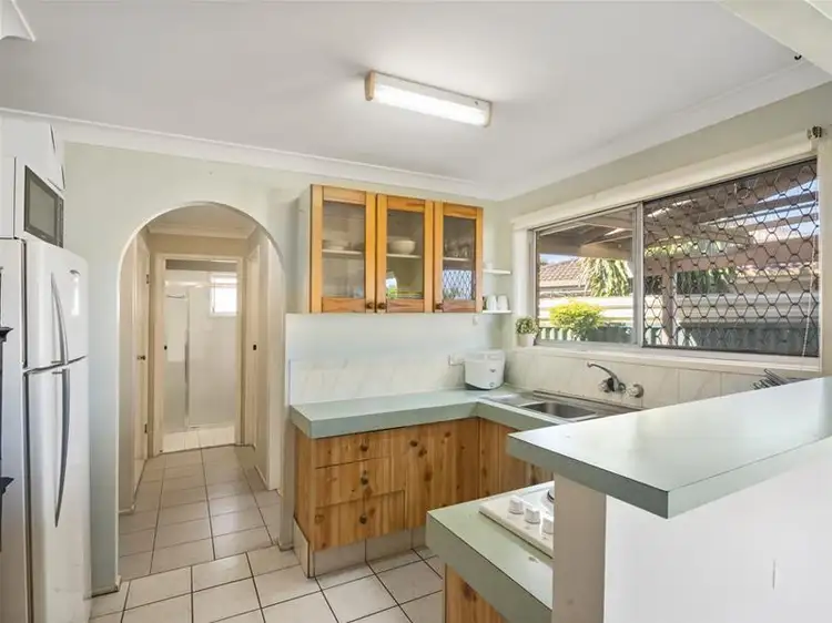 Fourth view of Homely semi-detached listing, 2/107 Mountain View Avenue, Miami QLD 4220