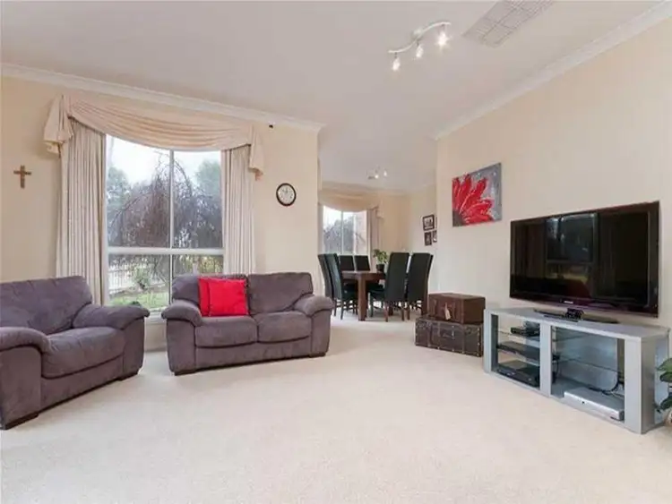 Second view of Homely house listing, 7 Muscat Crt, Sunbury VIC 3429