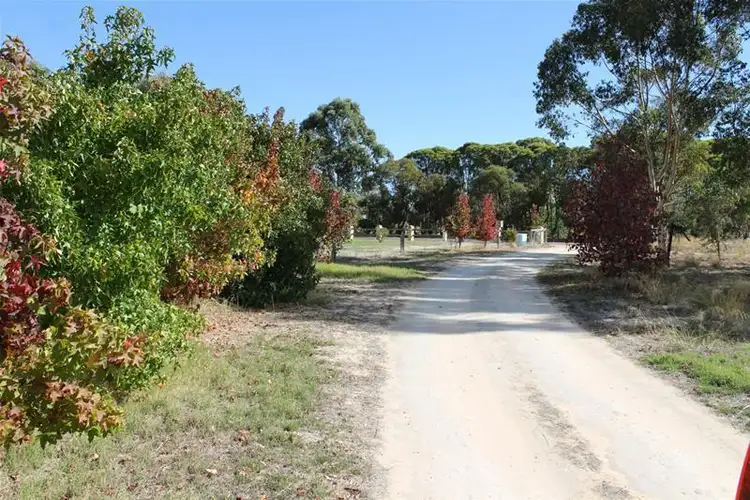 102 Paperbark Place, West Pinjarra WA 6208