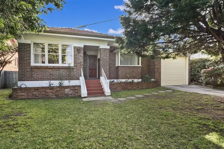 34 Malga Avenue, Roseville Chase NSW 2069