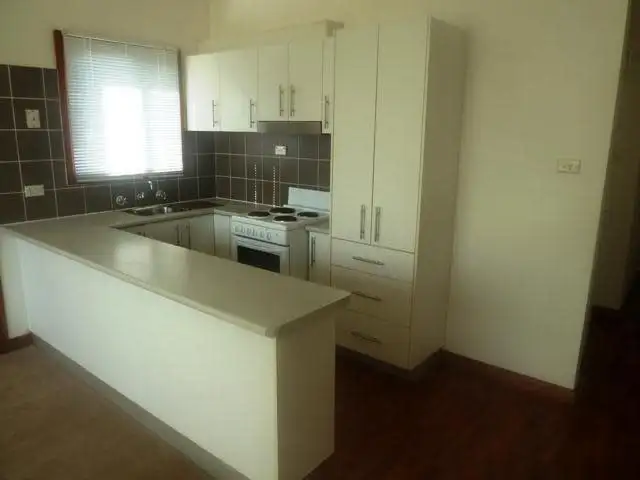 1/8 Pur Pur Avenue, Lake Illawarra NSW 2528