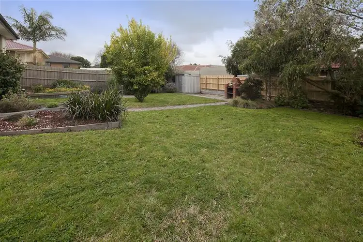 Sixth view of Homely house listing, 4 Singleton Drive, Endeavour Hills VIC 3802