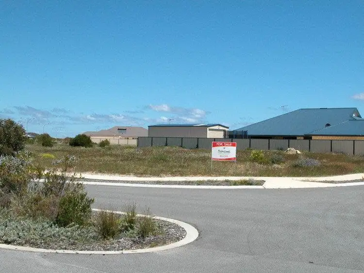 12 Adriana Parade, Jurien Bay WA 6516