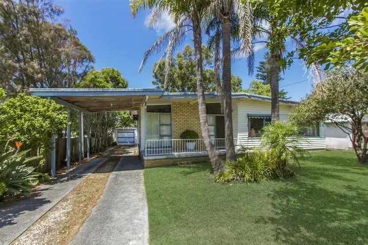 6 South Street, Killarney Vale NSW 2261