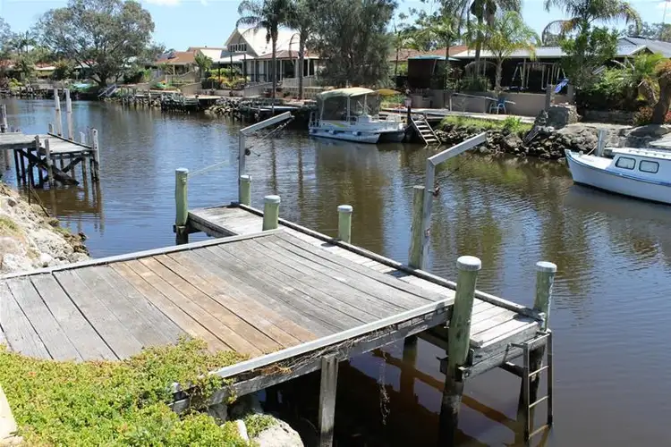 50 South Yunderup Road, South Yunderup WA 6208