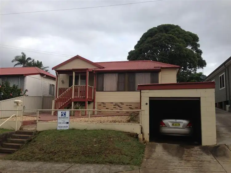 111 The Avunue, Mount Saint Thomas NSW 2500