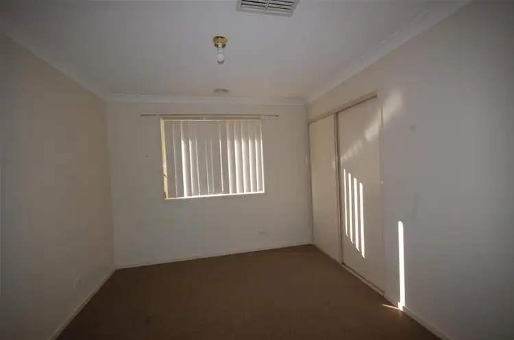 Fourth view of Homely house listing, 4 Juniper Place, Forest Hill NSW 2651