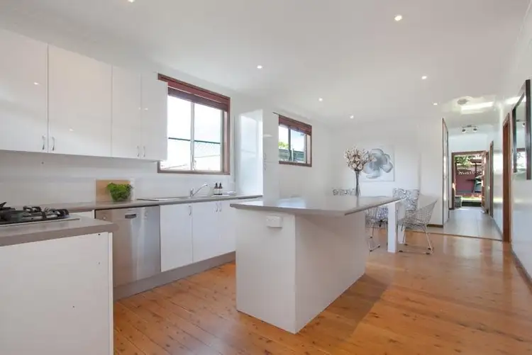 29 Elizabeth Street, Tighes Hill NSW 2297
