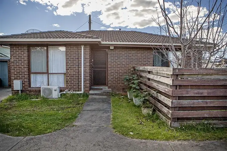 1/16 Kelvinside Road, Noble Park VIC 3174