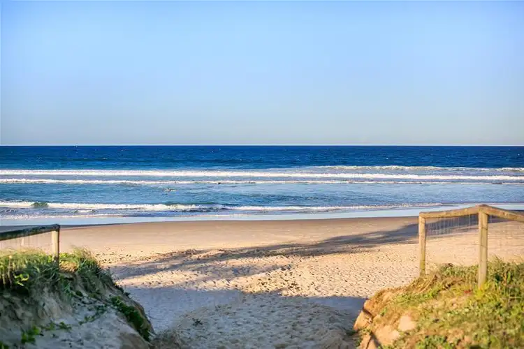 16 Sportsman Aveune, Mermaid Beach QLD 4218