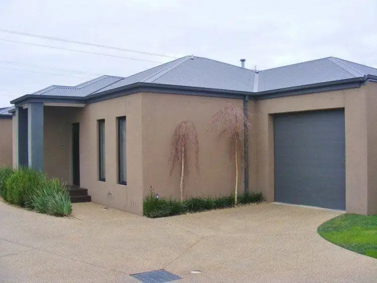 Main view of Homely apartment listing, 2/132 Fenaughty Street, Kyabram VIC 3620