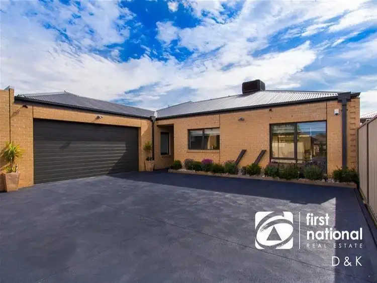2/69 Oberon Avenue, St Albans VIC 3021