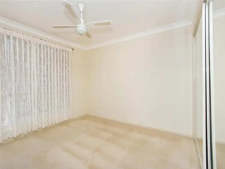 Fourth view of Homely unit listing, 15/20 Cowmeadow Road, Mount Hutton NSW 2290