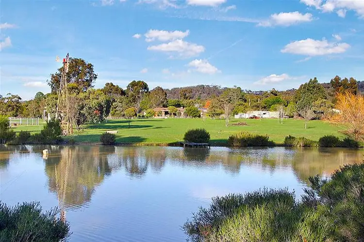 102 Picnic Road, Ararat VIC 3377