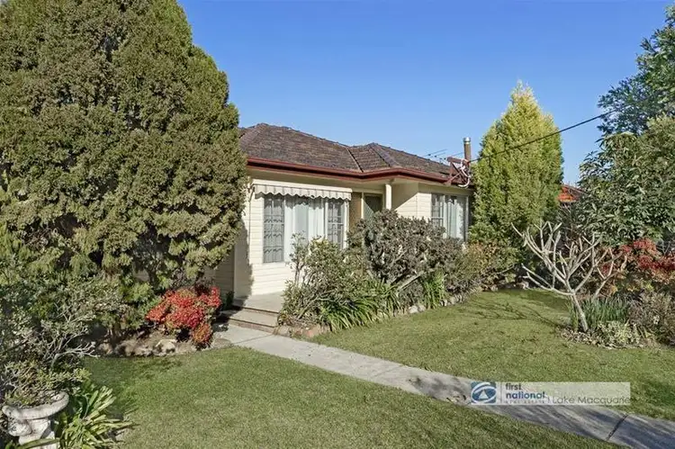 2 Lyell Close, Edgeworth NSW 2285