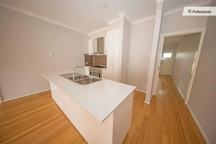 Fourth view of Homely house listing, 33 Walhalla Drive, Eynesbury VIC 3338