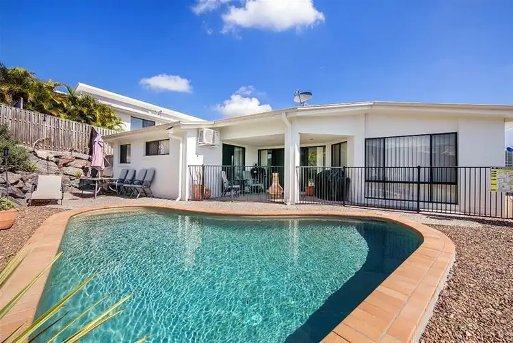 62 Diamantina Circuit, Pacific Pines QLD 4211