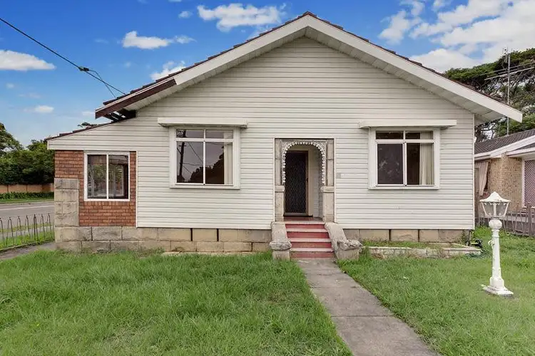 2 Tor Road, Dee Why NSW 2099