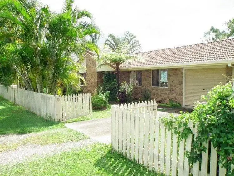 11 Railway Lane, Maryborough QLD 4650