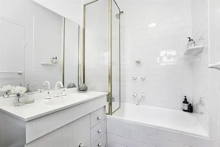 Sixth view of Homely unit listing, 2/36 Mayston Street, Hawthorn East VIC 3123