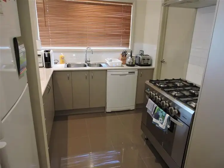 Fifth view of Homely unit listing, 2/8 Crimson Drive, Doveton VIC 3177