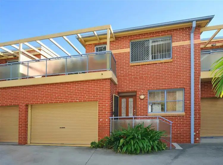 Second view of Homely townhouse listing, 2/87 Gale Road, Maroubra NSW 2035