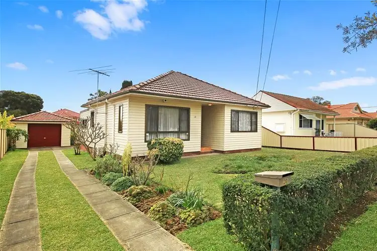 20 Chifley Avenue, Sefton NSW 2162