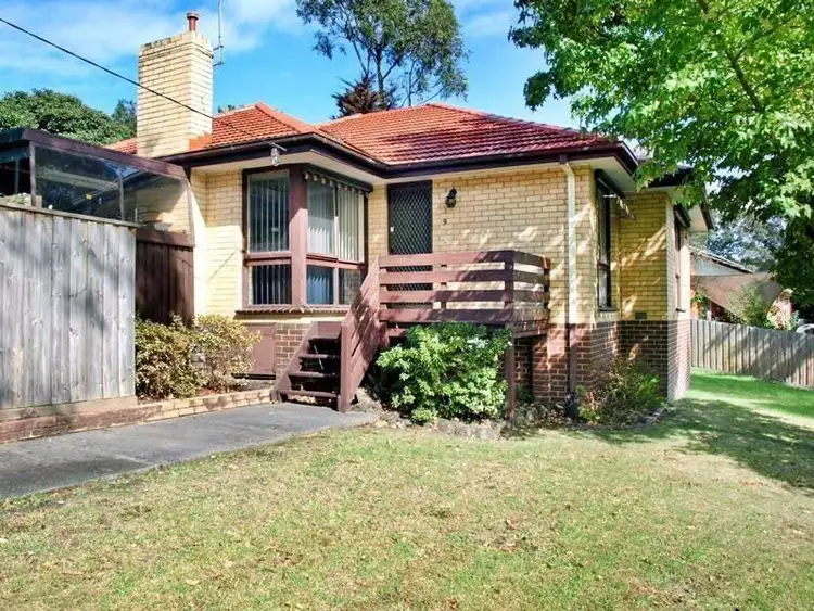 9 San Remo Road, Ringwood North VIC 3134