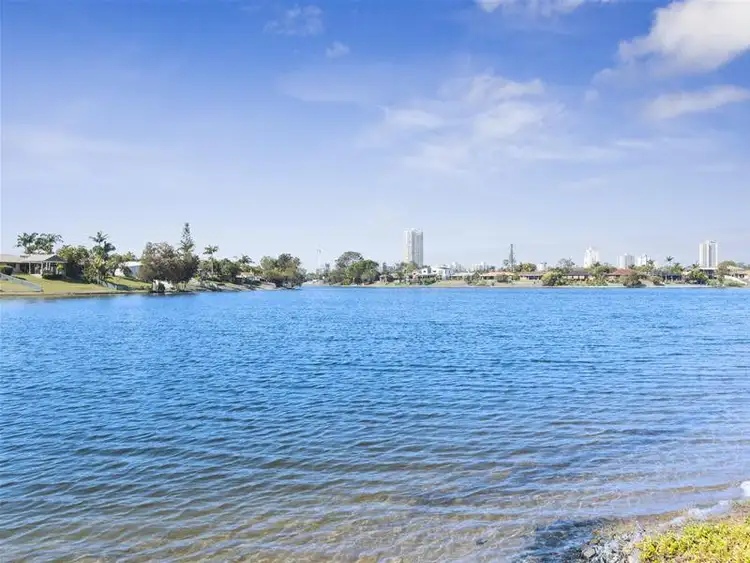 71/20-24 Barbet Place, Burleigh Waters QLD 4220