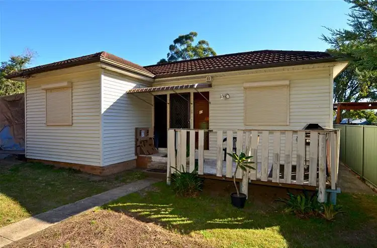 83 Memorial Avenue, Blackwall NSW 2256