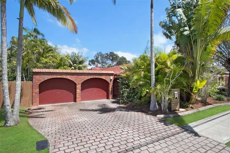 9 Orlando Crescent, Springwood QLD 4127