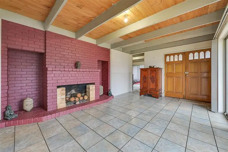 4 Rossiter Crt, Seaford VIC 3198